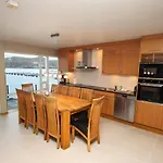 Holiday home Five-bedroom In 3 Jelsa