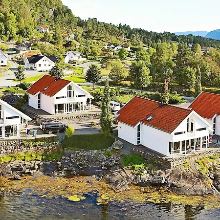 Five-bedroom In 3 *
