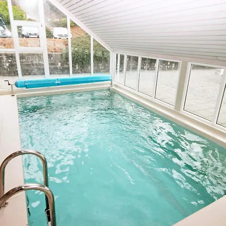 Five-bedroom In 3 * Jelsa