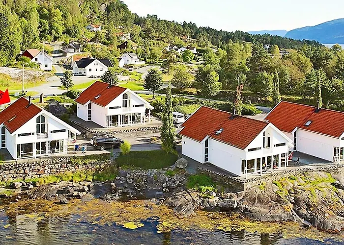 Five-bedroom In 3 *