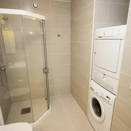 Five-bedroom In 3 Prázdninový dům *
